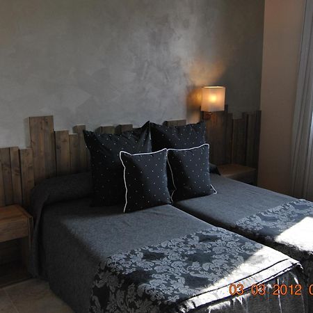 Hotel Santa Bárbara Sant Corneli Esterno foto