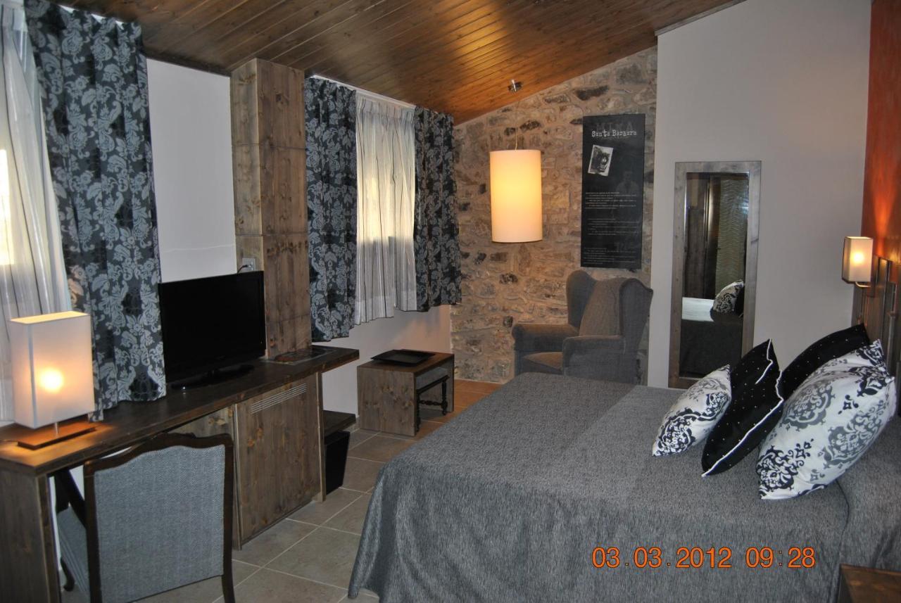Hotel Santa Bárbara Sant Corneli Esterno foto
