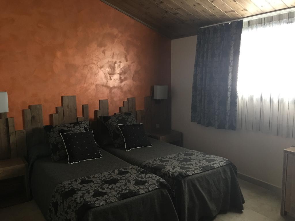 Hotel Santa Bárbara Sant Corneli Esterno foto